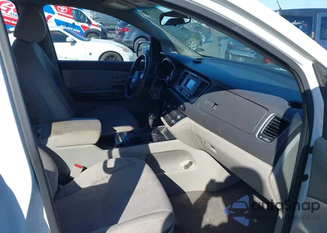 2016 Kia Sedona L z USA, uszkodzony, nr VIN KNDMA5C12G6181867